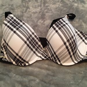 Victoria’s Secret PINK plaid 34DD see photos